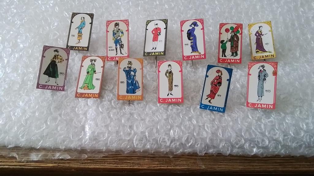 12 verschillende speldjes jamin (mode)., Verzamelen, Speldjes, Pins en Buttons, Ophalen of Verzenden, Zo goed als nieuw