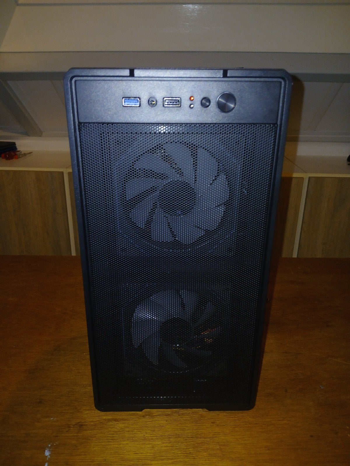 Oudere gaming pc, Computers en Software, Computerbehuizingen, Ophalen of Verzenden, Zo goed als nieuw