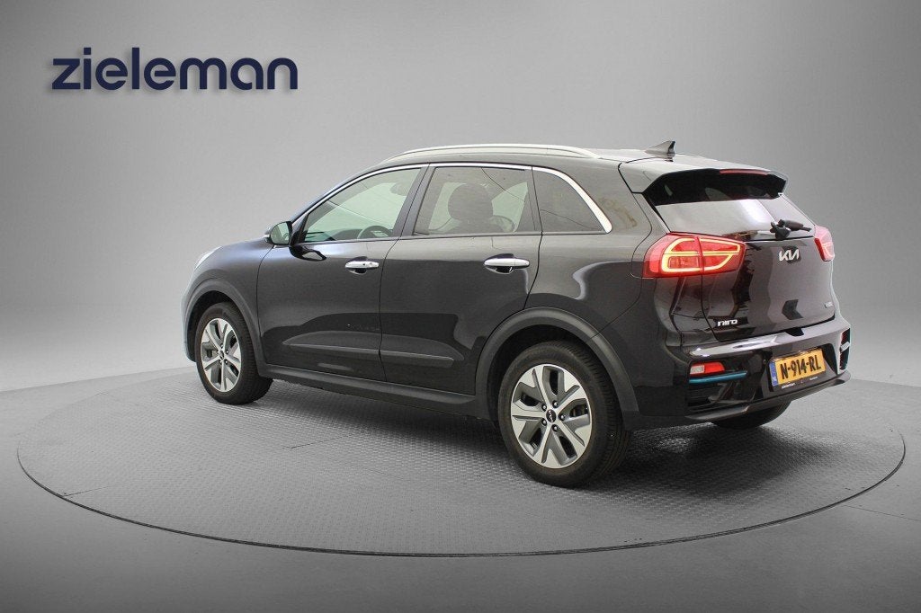 Kia NIRO E-Niro Edition 64 kWh - Navi, Camera, Half Leer, St, 1712 kg, Met garantie (alle), Zwart, Origineel Nederlands