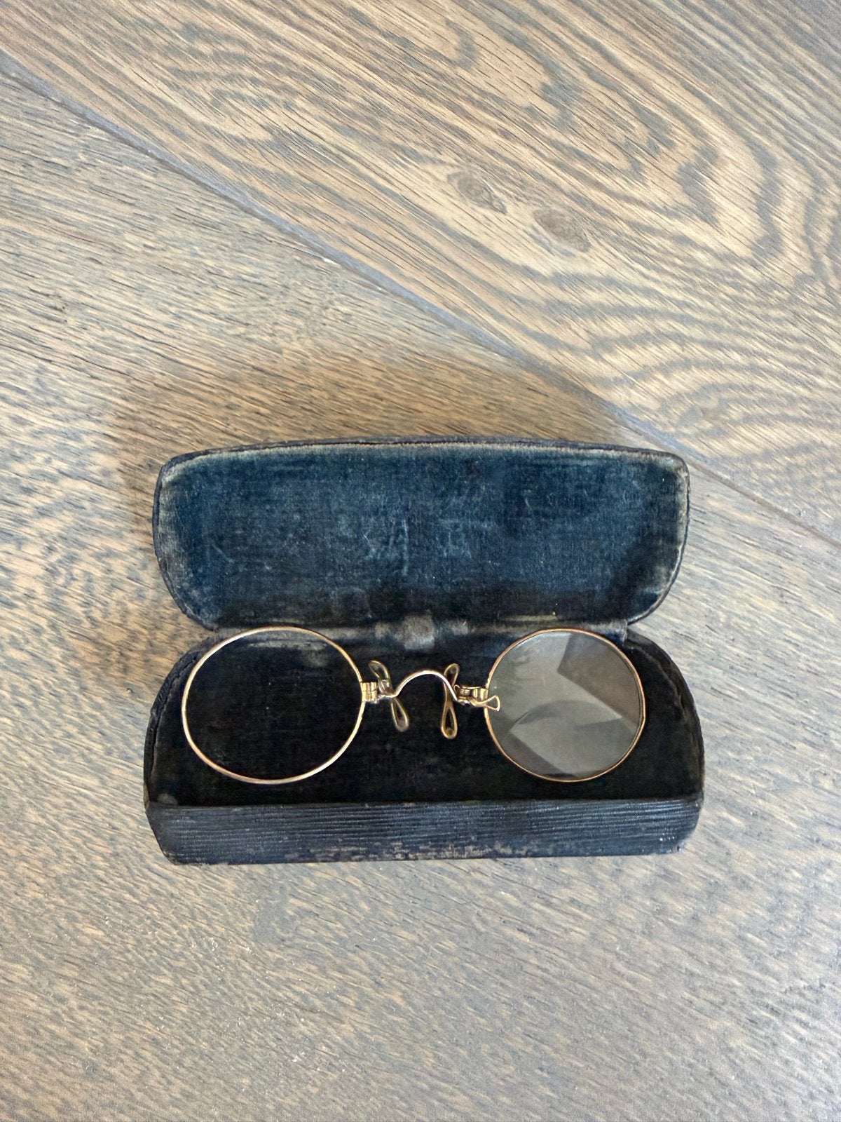 Antieke pince-nez / knijpbril met oud etui, Ophalen of Verzenden