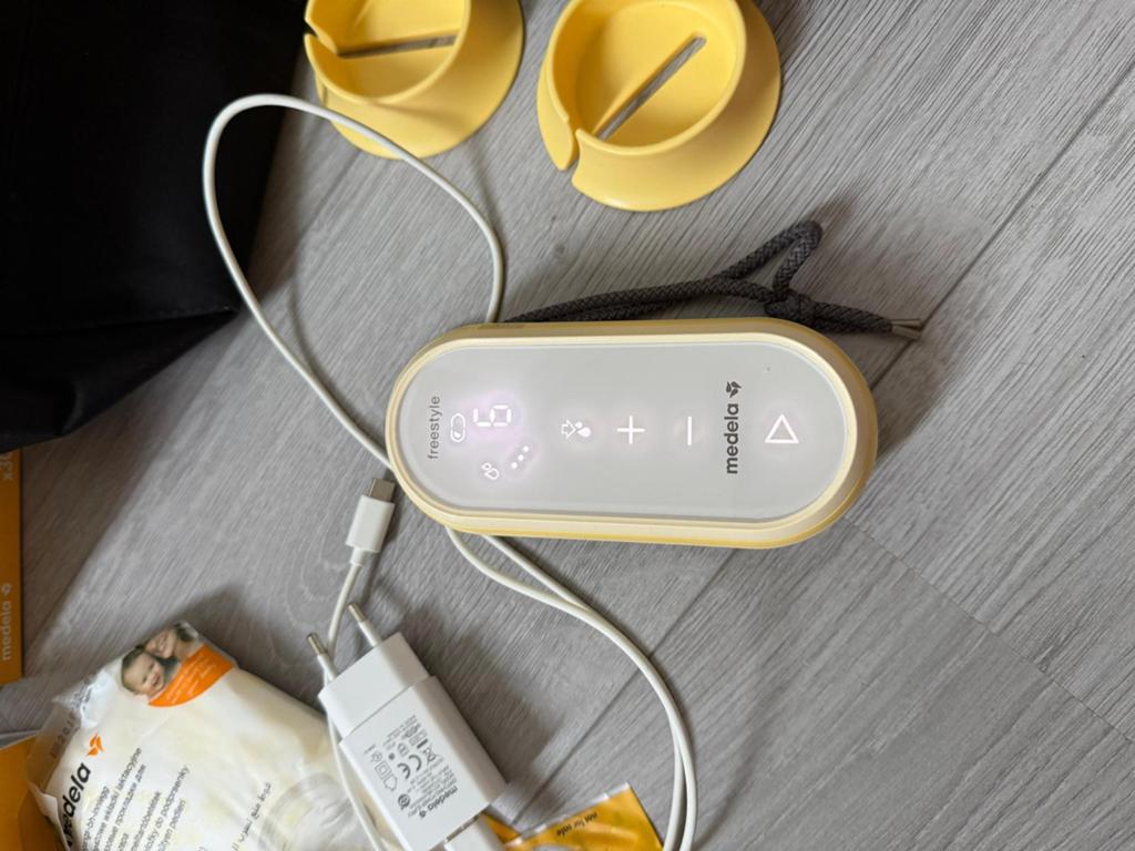 Medela freestyle flex handsfree borstkolf, Kinderen en Baby's, Babyvoeding en Toebehoren, Ophalen, Borstkolf