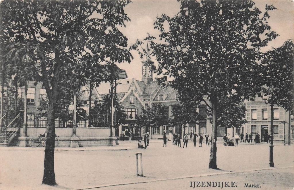 703-066-007 Ijzendijke Markt, Verzenden, Voor 1920, Zeeland