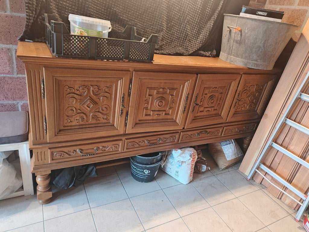 Kast, Ophalen