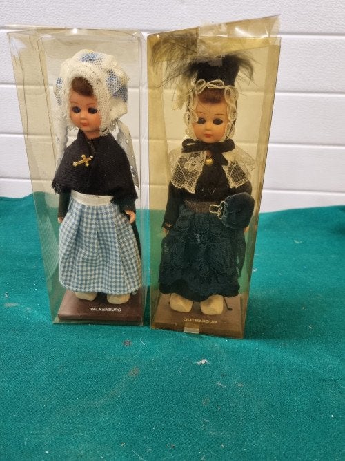 -	Poppen kledingdracht valkenburg en ootmarsum, Verzamelen, Ophalen of Verzenden, 'T Olde Gre-j, Info@toldegrej.nl, Endepoelstraat 20f Didam