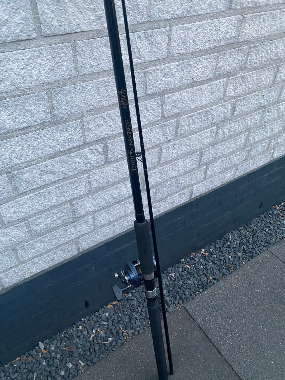 Heron Bassisurf Werphengel met reel, Watersport en Boten, Ophalen, Gebruikt, Werphengel