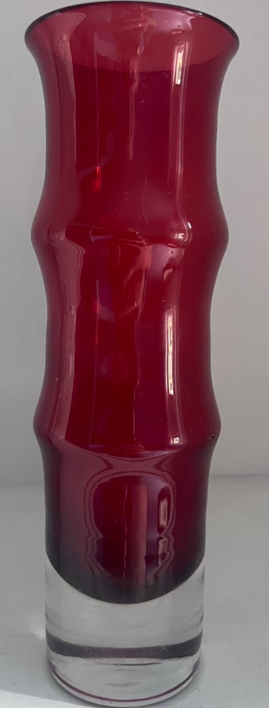 Rood glazen bamboevaasje kristalglas., Ophalen of Verzenden, Rood