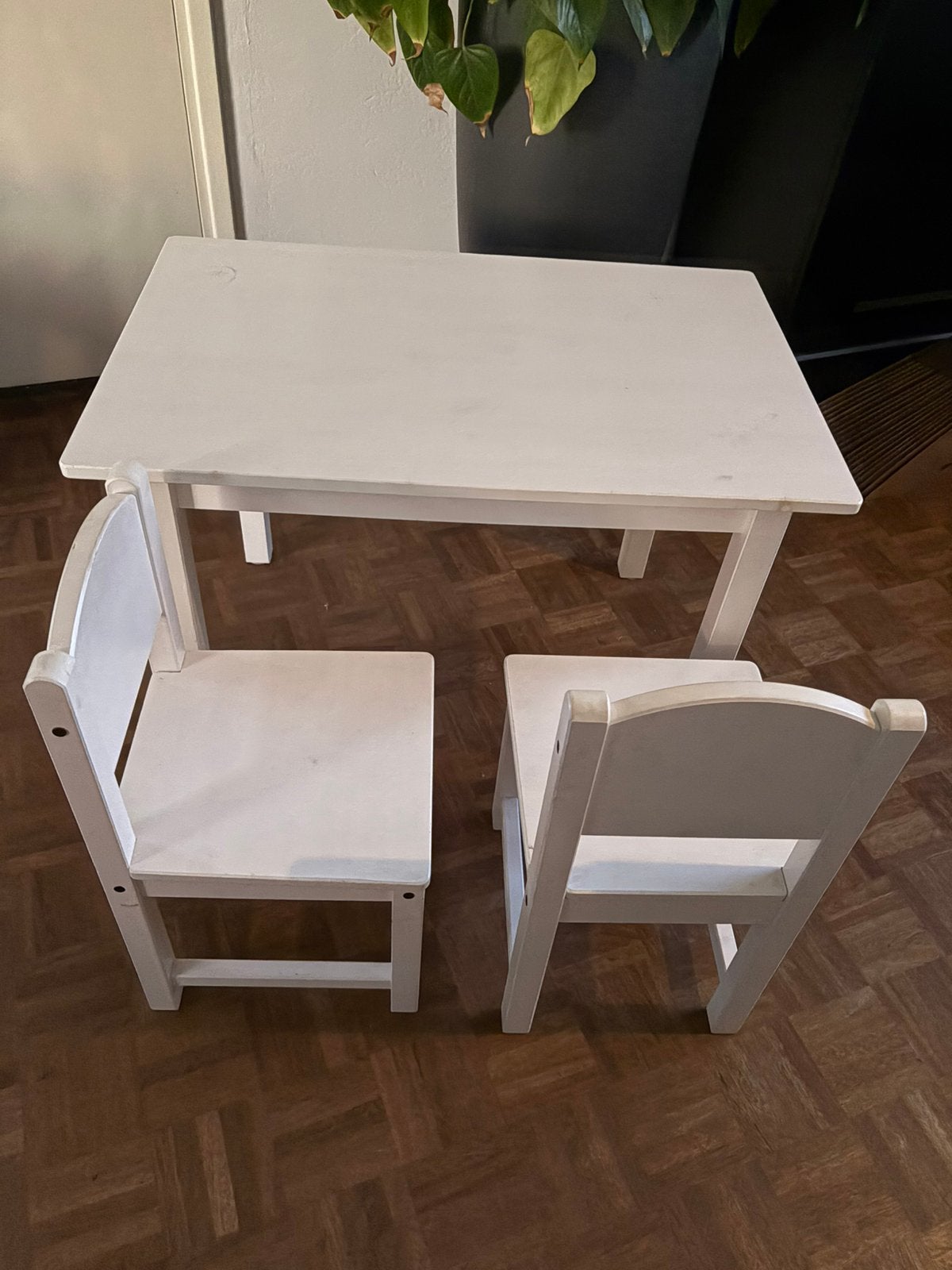 Ikea kindertafel en 2 stoeltjes, Kinderen en Baby's, Kinderkamer | Tafels en Stoelen, Ophalen, Zo goed als nieuw, Tafel(s) en Stoel(en)
