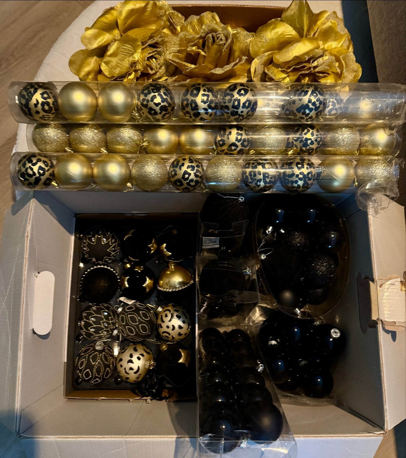 Kerstballen assortiment goud en zwart, Ophalen, Gebruikt