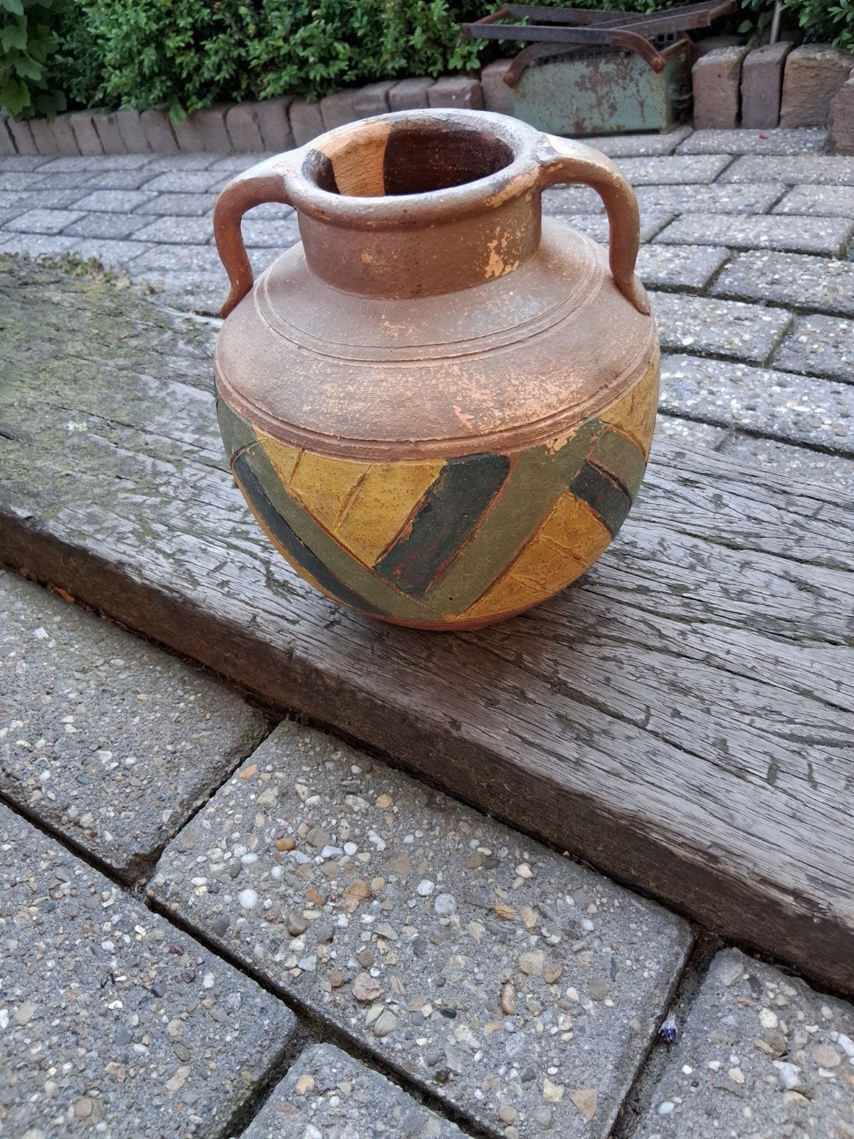 Decoratieve Aardewerken Vaas met Handvatten, Ophalen