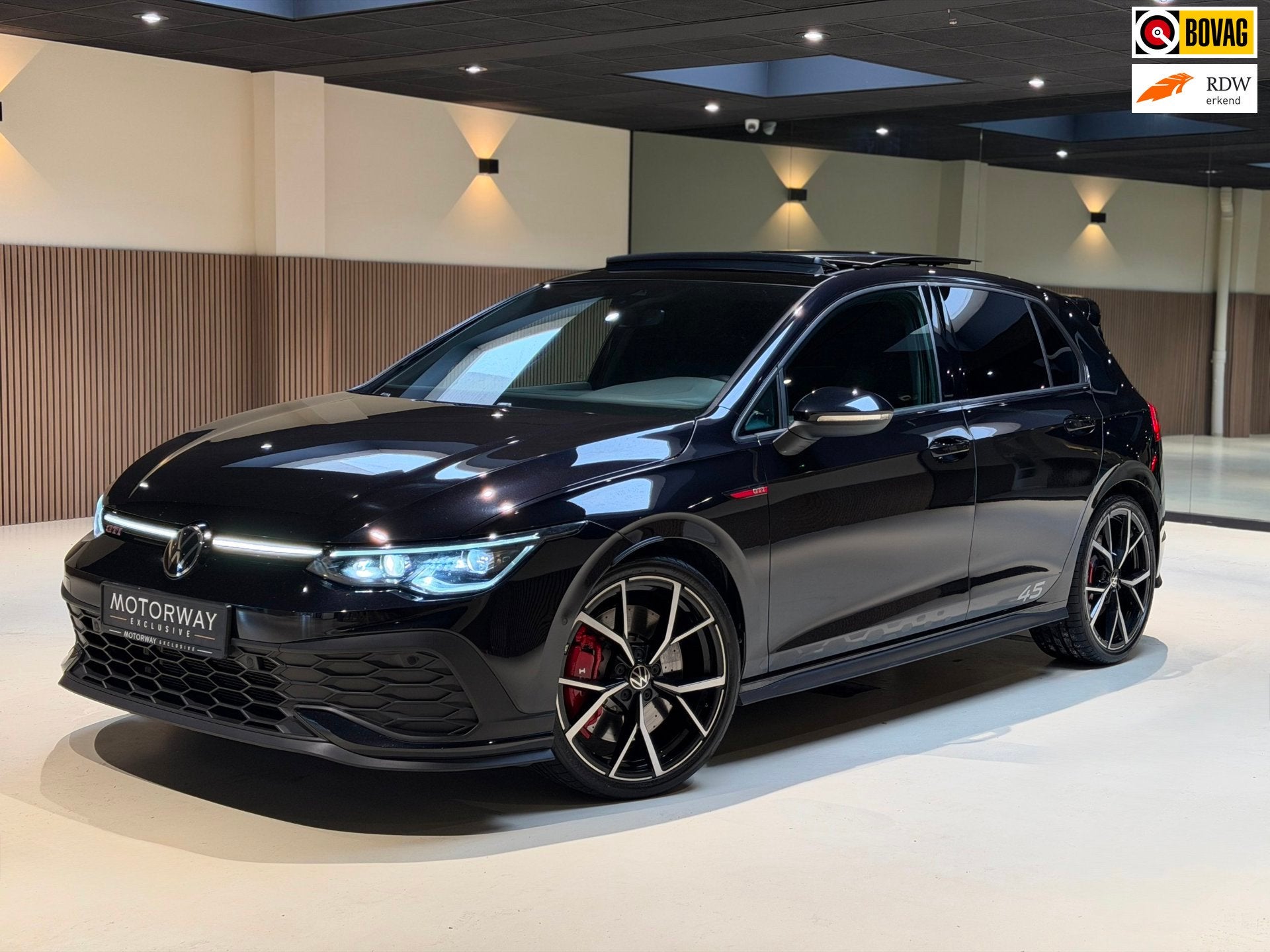 Volkswagen Golf 2.0 TSI GTI| 45 JAHRE CLUBSPORT|Nürburgring, Stof, Gebruikt, Zwart, 4 cilinders