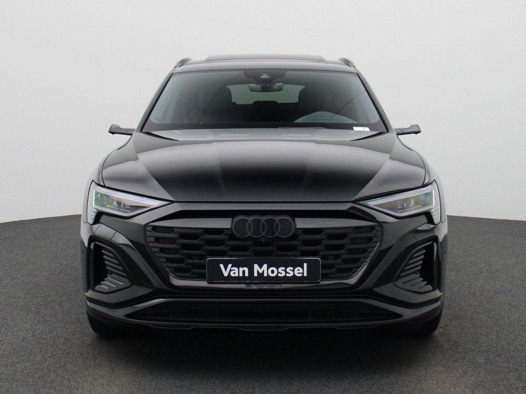 Audi Q8 Sportback e-tron 55 quattro S Edition 115 kWh 408 PK, Auto's, Audi, 12 maanden, Zwart, Leder, Vierwielaandrijving