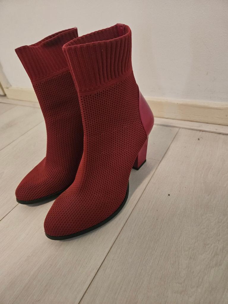 Rode halve laarzen maat 38, Kleding | Dames, Schoenen, Ophalen, Zo goed als nieuw, Rood, Hoge laarzen