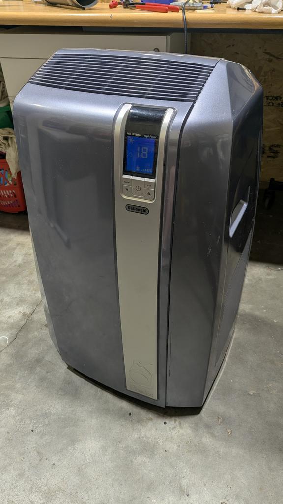 Delonghi Mobiele Airco PACW130A met afvoerslang, Ophalen, Gebruikt, 3 snelheden of meer, Koelen en Ontvochtigen