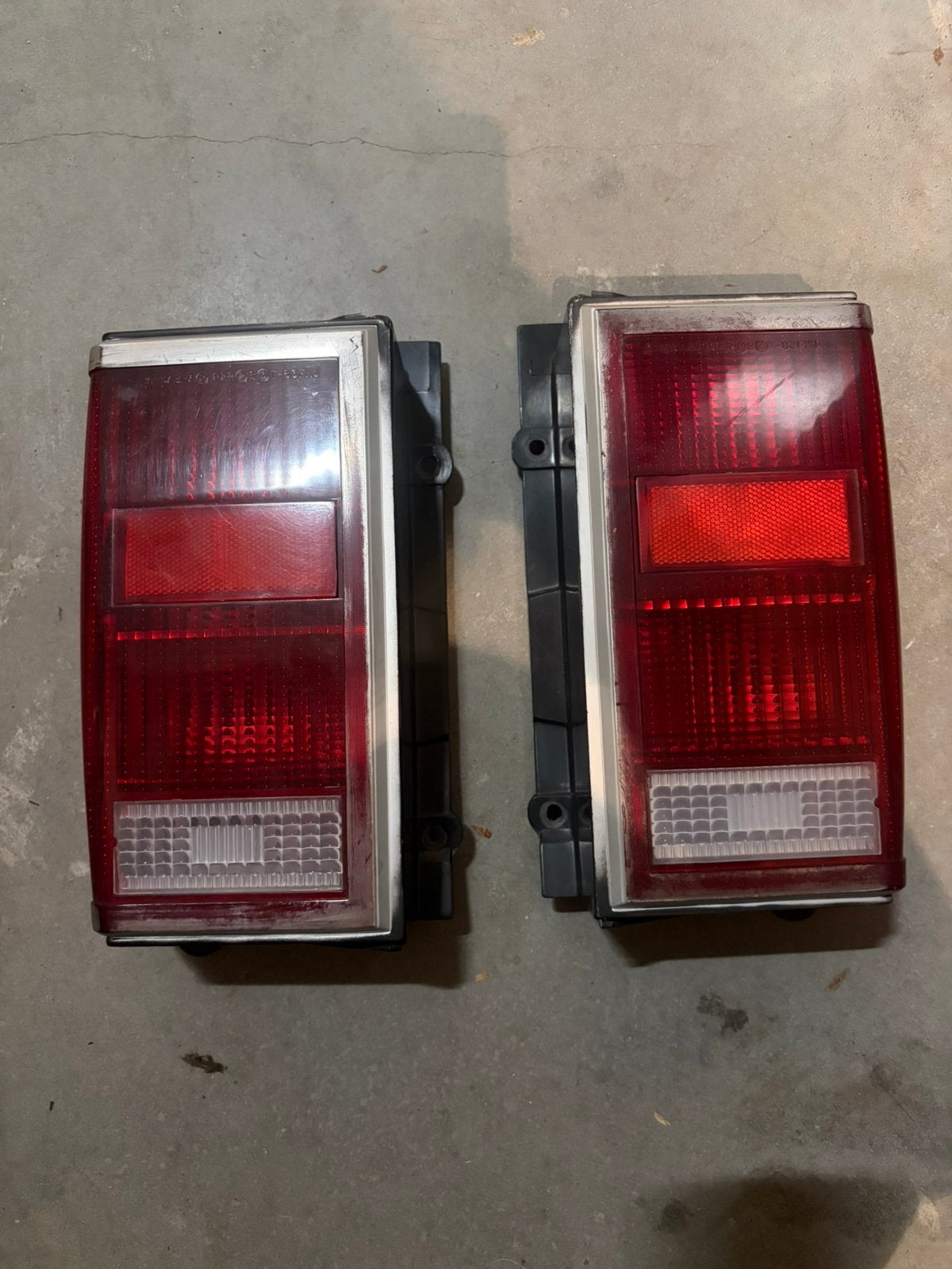 Jeep Wagoneer XJ acterlichten, Ophalen, Jeep