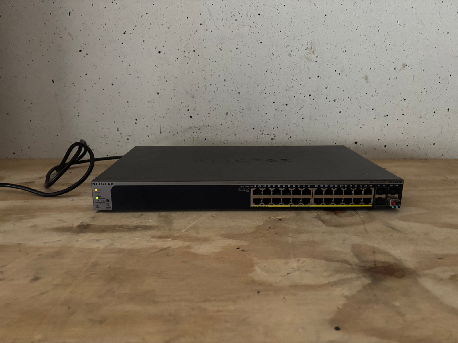 Netgear prosafe netwerk switch GS728TP, Ophalen of Verzenden, Gebruikt