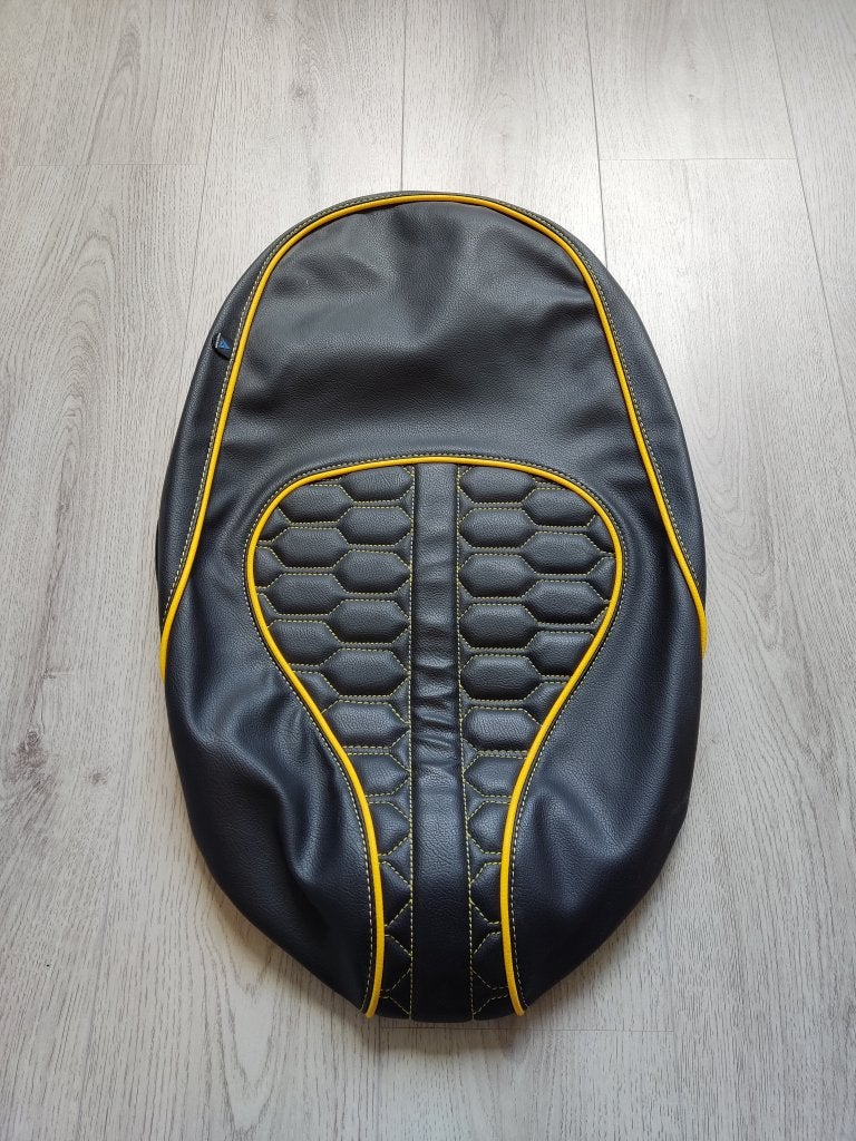 UITVERKOOP! Zadelhoes buddydek Vespa Sprint Primavera geel, Info@jynkx.com, Nieuw, Ophalen of Verzenden, Piazza 99