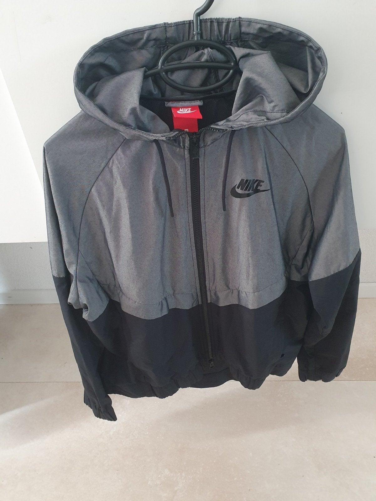 Nike vestje/jasje windrunner jas, Maat 38/40 (M), Nike, Ophalen of Verzenden, Zo goed als nieuw