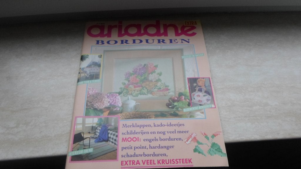 ariadne  handwerk blad extra borduren 1988, Ophalen of Verzenden, Gebruikt, Overige typen