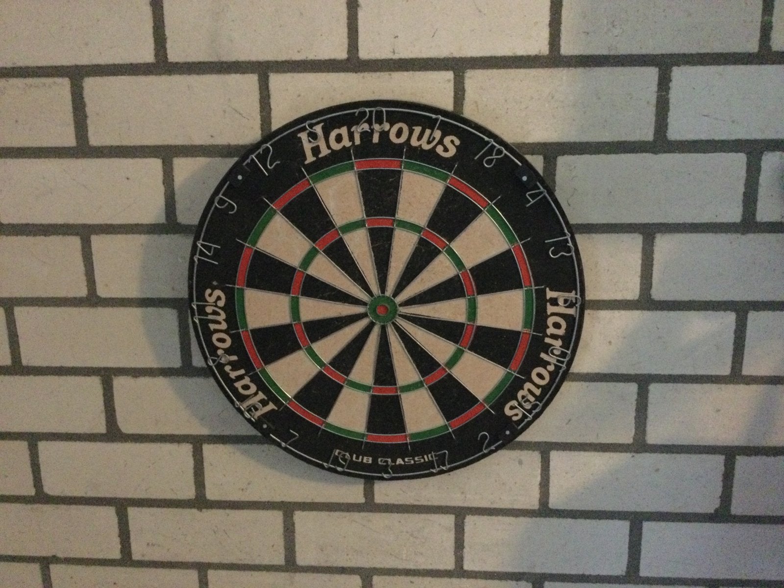 Dartbord Harrows, Sport en Fitness, Darts, Ophalen, Gebruikt, Dartbord