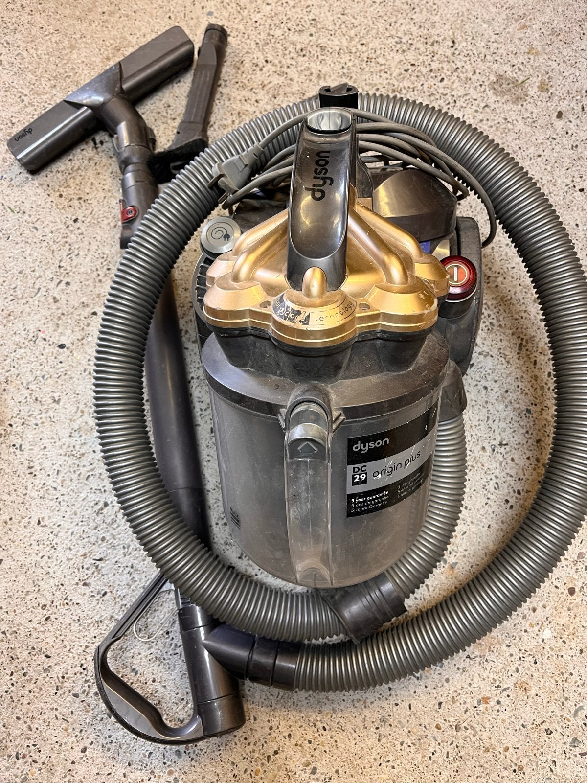 Defecte Dyson DC29 Origin Plus - Motor doorgebrand, Witgoed en Apparatuur, Inclusief accessoires, Ophalen of Verzenden, Dyson