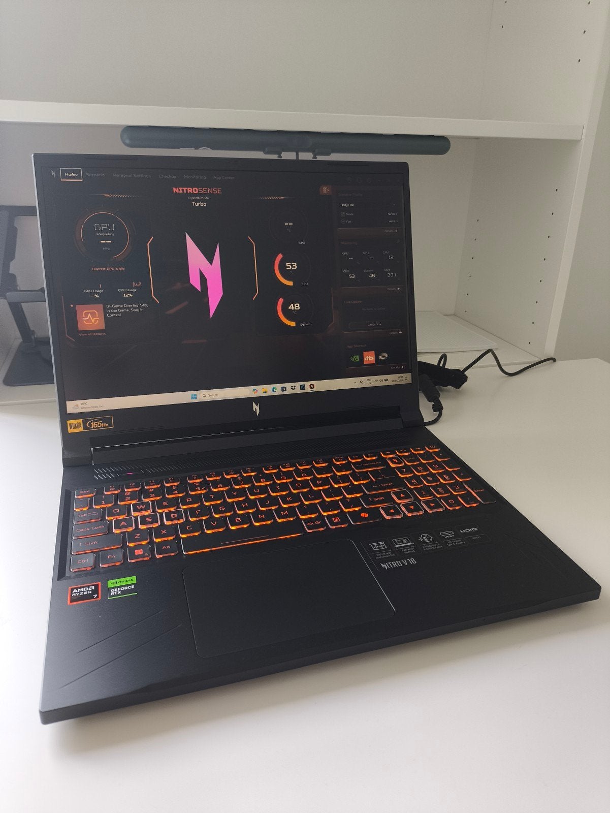 Acer Nitro V16 – Ryzen 7 | RTX 4060 | 32GB | 1TB, Met videokaart, AMD Ryzen 7 8845HS, Ophalen of Verzenden, Zo goed als nieuw
