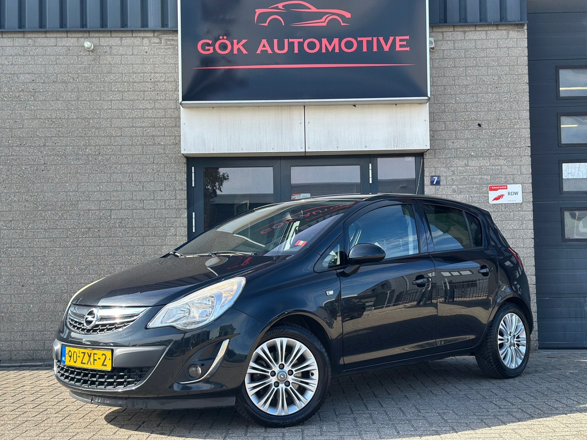Opel Corsa 1.4 Turbo Cosmo / Stuurverwarming / Navi / NAP /