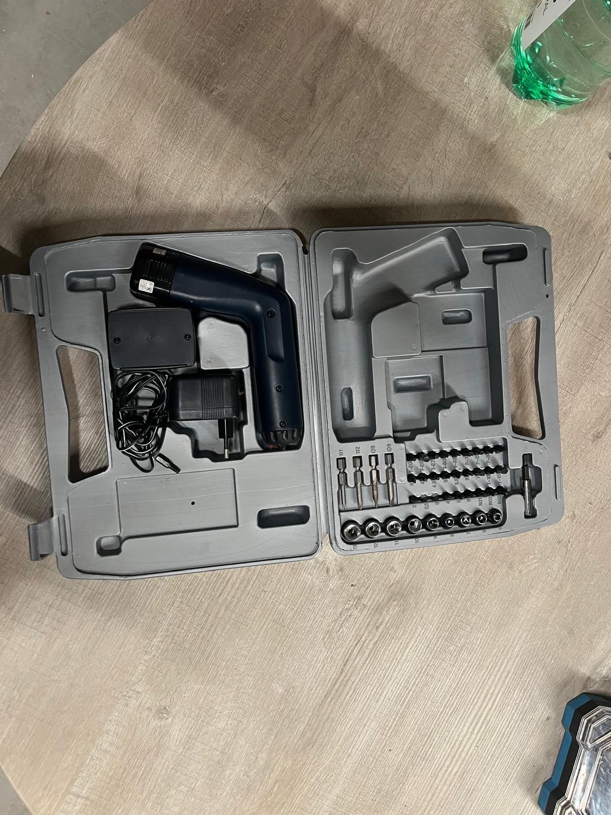 HOTO 12V Borstelloze Accuboormachine Set, Verzenden, Gebruikt, Minder dan 400 watt, Boor- en Schroefmachine