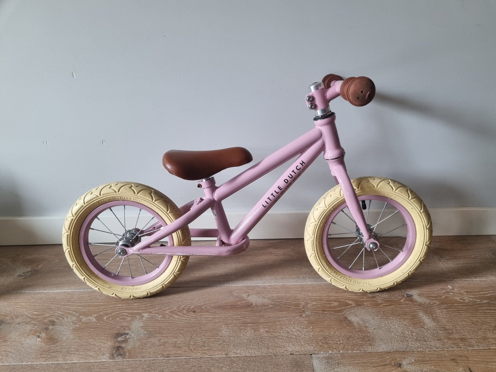 Little Dutch licht roze loopfiets. 12,5 inch. Vanaf 2 jaar, Ophalen, Zo goed als nieuw, Minder dan 16 inch, Little Dutch