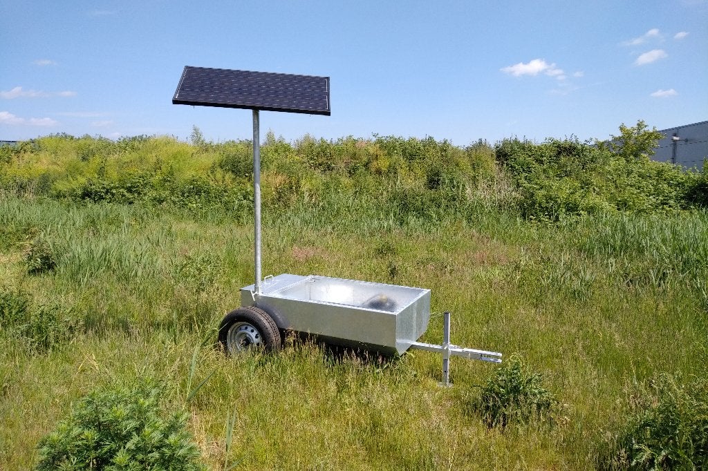 Autarkys Mobiele Drinkbak voor Vee | Zonne-energie, Weidegang, 4 paarden of pony's of meer