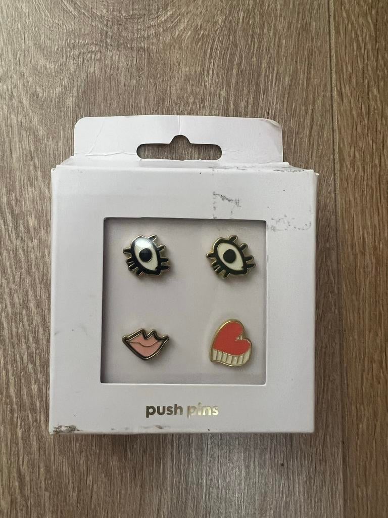 Nieuw Hema push up pins, Verzamelen, Speldjes, Pins en Buttons, Ophalen of Verzenden, Nieuw, Overige onderwerpen, Speldje of Pin