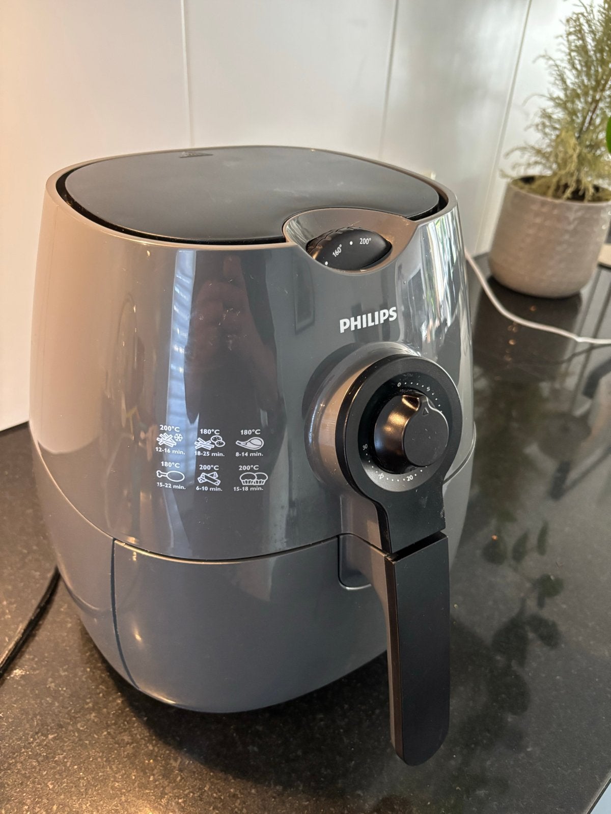 Philips Airfryer - Philips HD9216, Ophalen, Zo goed als nieuw, Airfryer, 1000 t/m 1499 gram