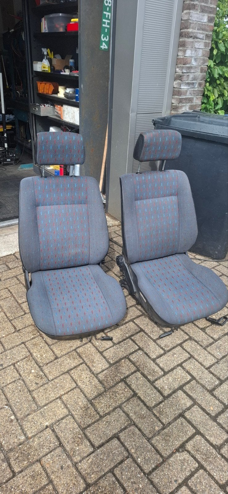 Zeer nette Vw Golf 1 ,2  Stoelen, Auto-onderdelen, Interieur en Bekleding, Ophalen of Verzenden
