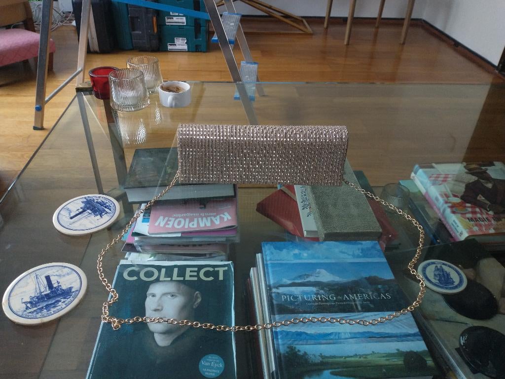 Shoudertasje (goud glitter), Sieraden, Tassen en Uiterlijk, Tassen | Damestassen, Ophalen, Zo goed als nieuw, Beige, Schoudertasje