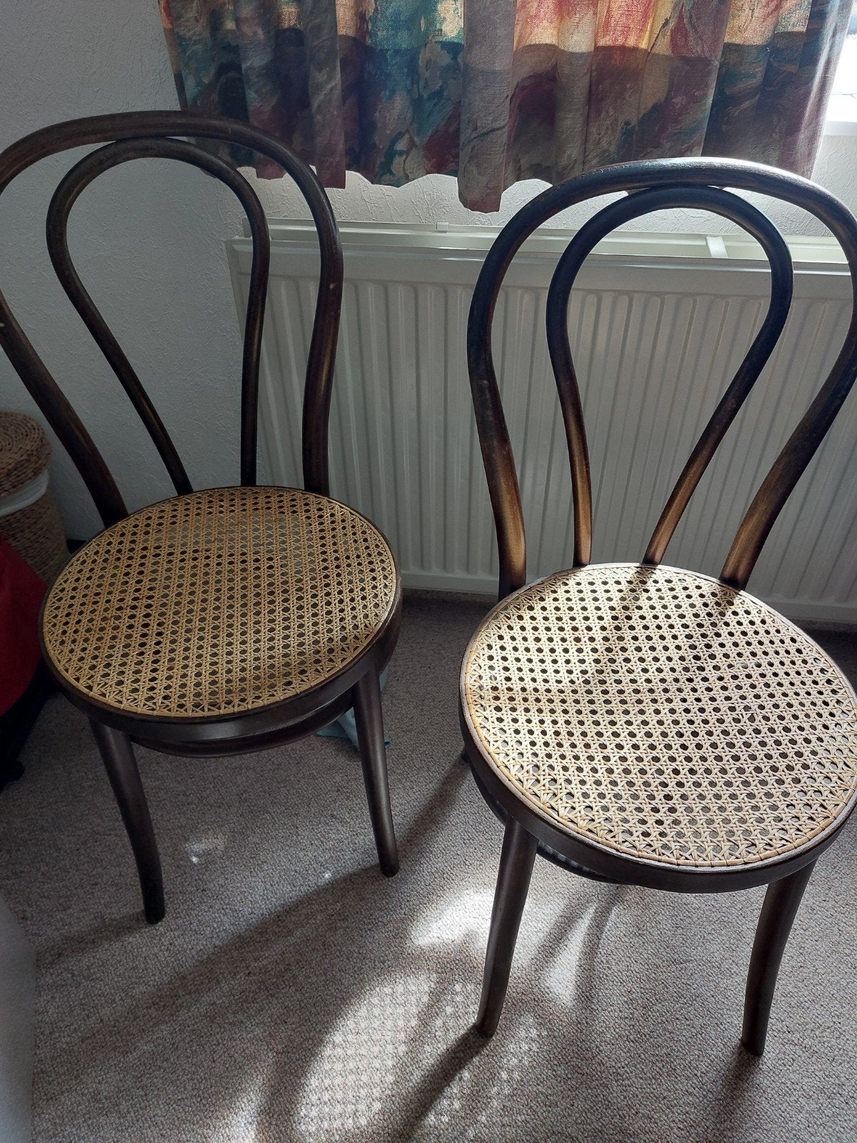 Set van 2 vintage Thonet -stijl stoelen hout, rotan zitting, Ophalen