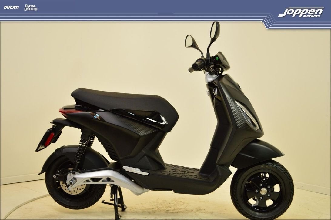 *VERKOCHT* piaggio 1plus45kmh (bj 2023), PIAGGIO, Onbekend, Onbekend, 1 cc