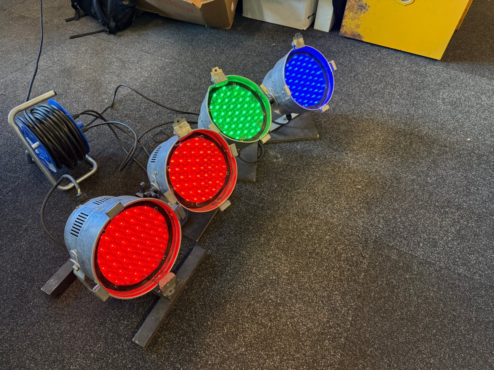 MOET WEG - LED PARREN - Diverse disco verlichting/apparatuur, Muziek en Instrumenten, Theaterbelichting, Ophalen, Gebruikt