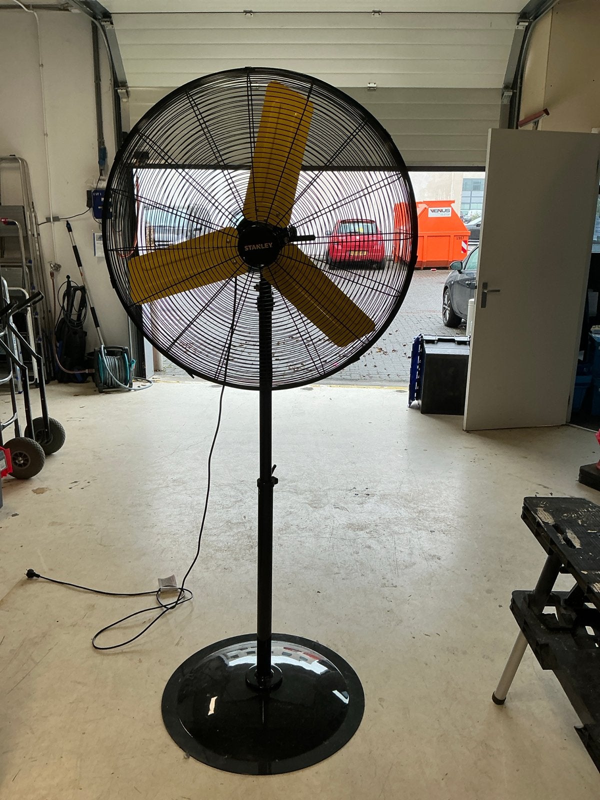Grote Stanley Statiefventilator - Krachtige Koeling, Ophalen, Gebruikt, Statiefventilator