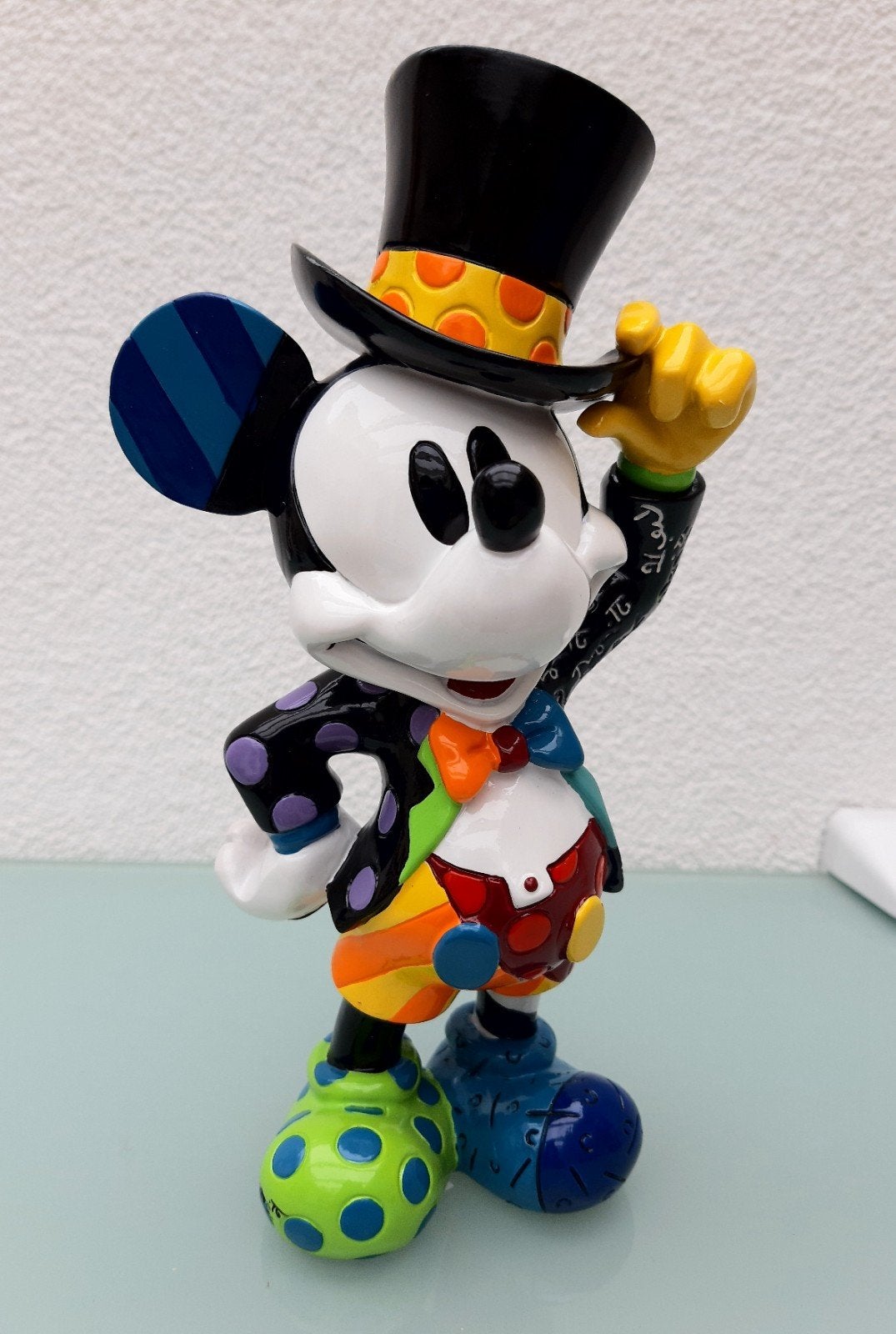 Romero Britto Disney Mickey Mouse met Top Hat, Ophalen of Verzenden, Mickey Mouse, Nieuw, Beeldje of Figuurtje
