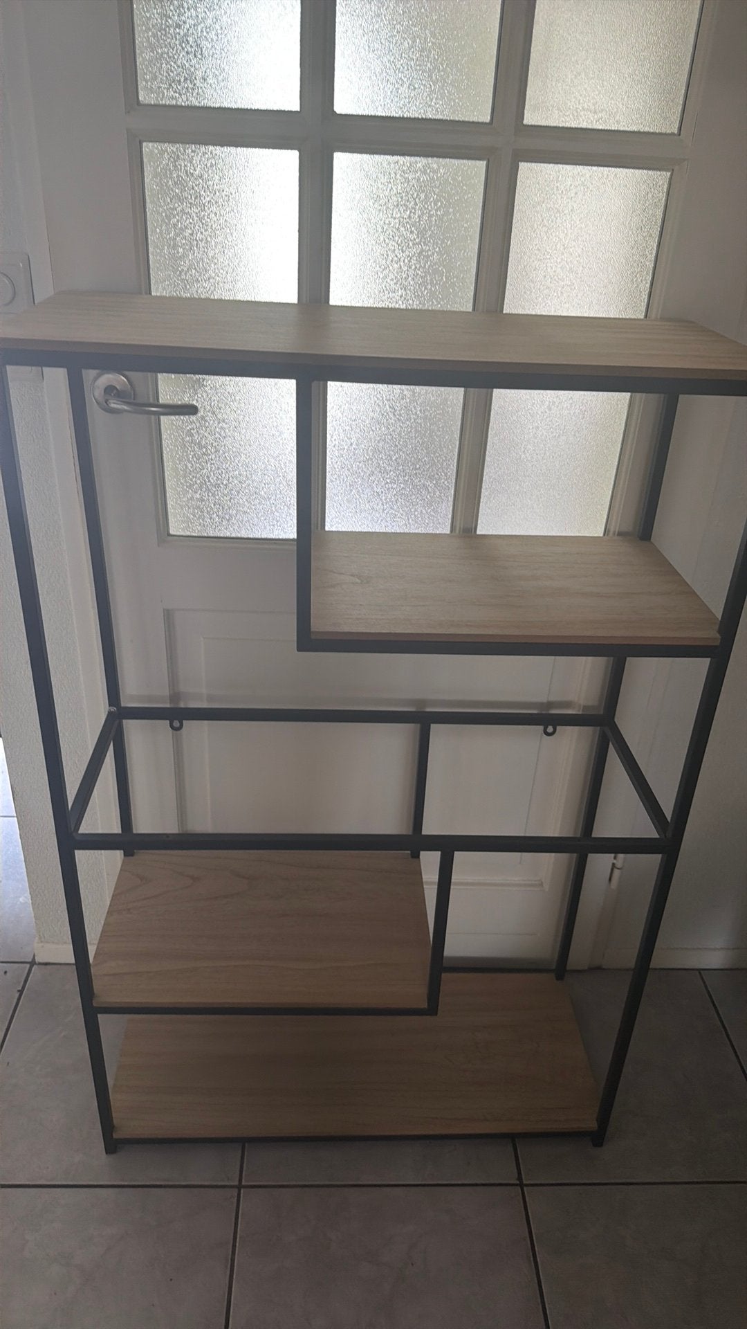 Industrieel wandrek/vakkenkast met houten planken, Ophalen, Zo goed als nieuw