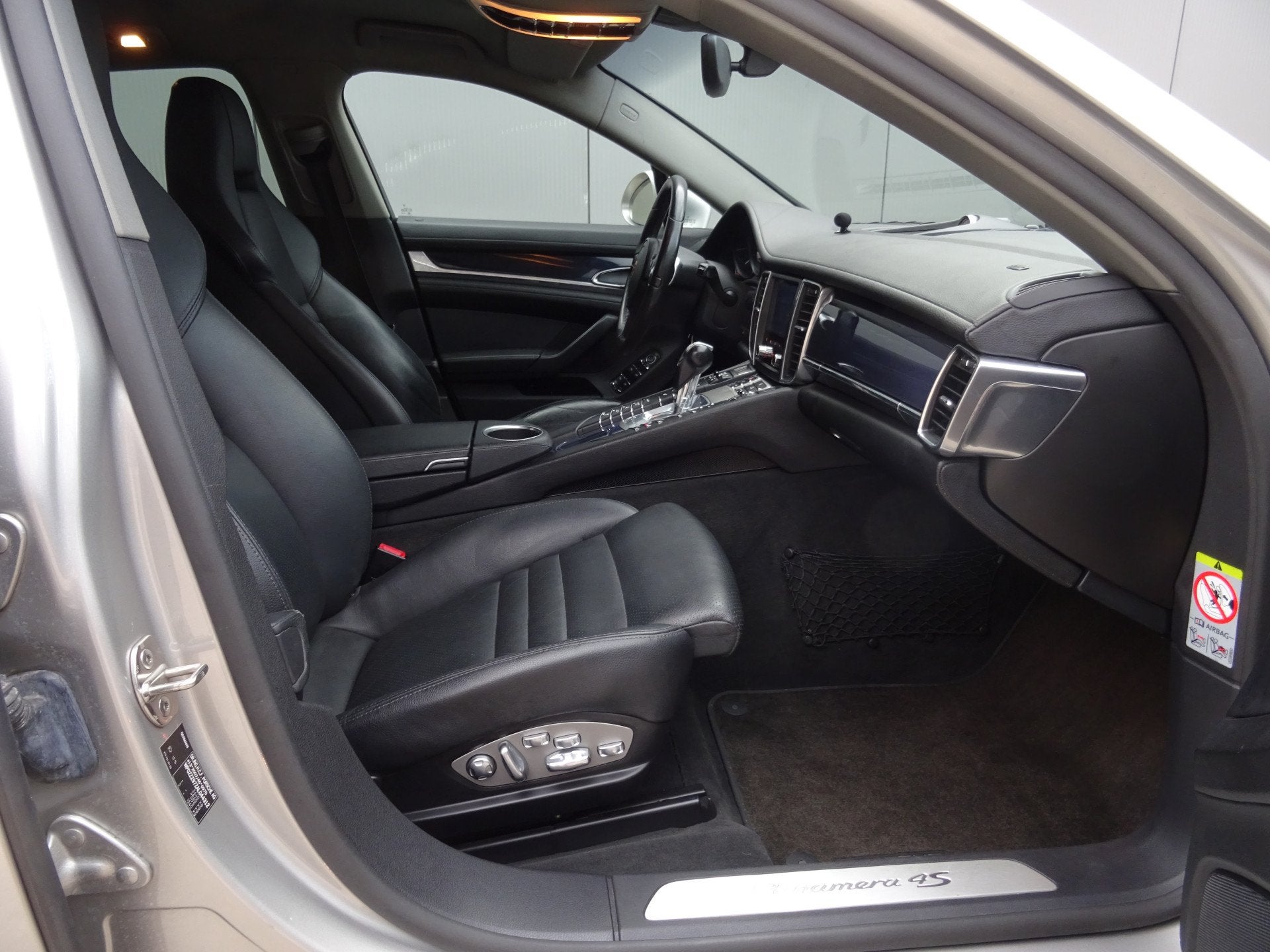Porsche Panamera 4.8 4S * SPORTCHRONO * CARPLAY * YOUNGTIMER, Auto's, Automaat, Euro 5, Gebruikt, 4 stoelen