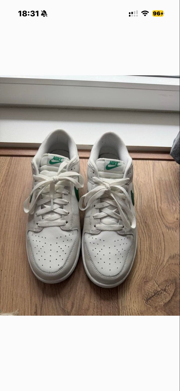 Nike Dunk Low White Green Sneakers Maat 43, Wit, Nieuw, Ophalen of Verzenden, Sneakers of Gympen