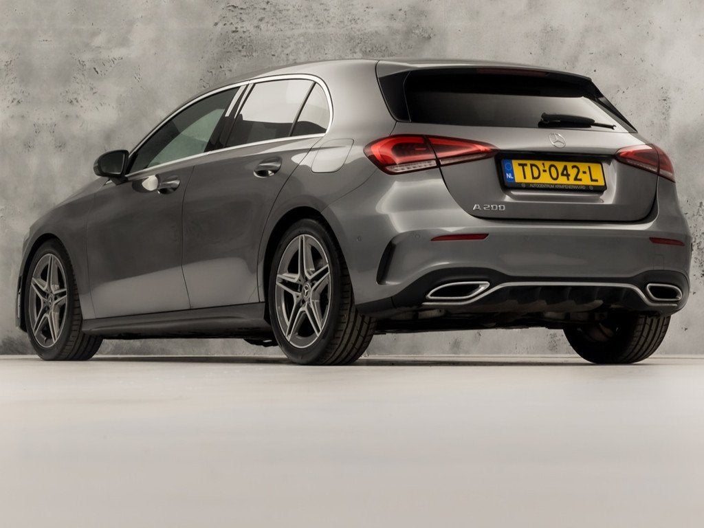 Mercedes-Benz A-Klasse 200 AMG Sport 163Pk Automaat (GROOT N, Auto's, Mercedes-Benz, 12 maanden, Gebruikt, 163 pk, 1600 kg