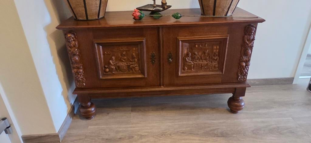 Ouderwets dressoir hout, Huis en Inrichting, Ophalen, Gebruikt, 25 tot 50 cm