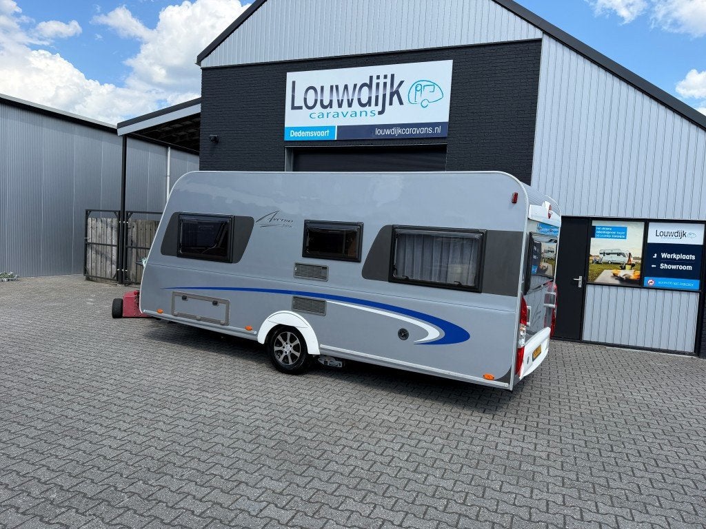 BURSTNER Averso 460 TS ’10 (Mover, Fransbed), Rondzit, Vast bed, Bedrijf, 750 - 1000 kg