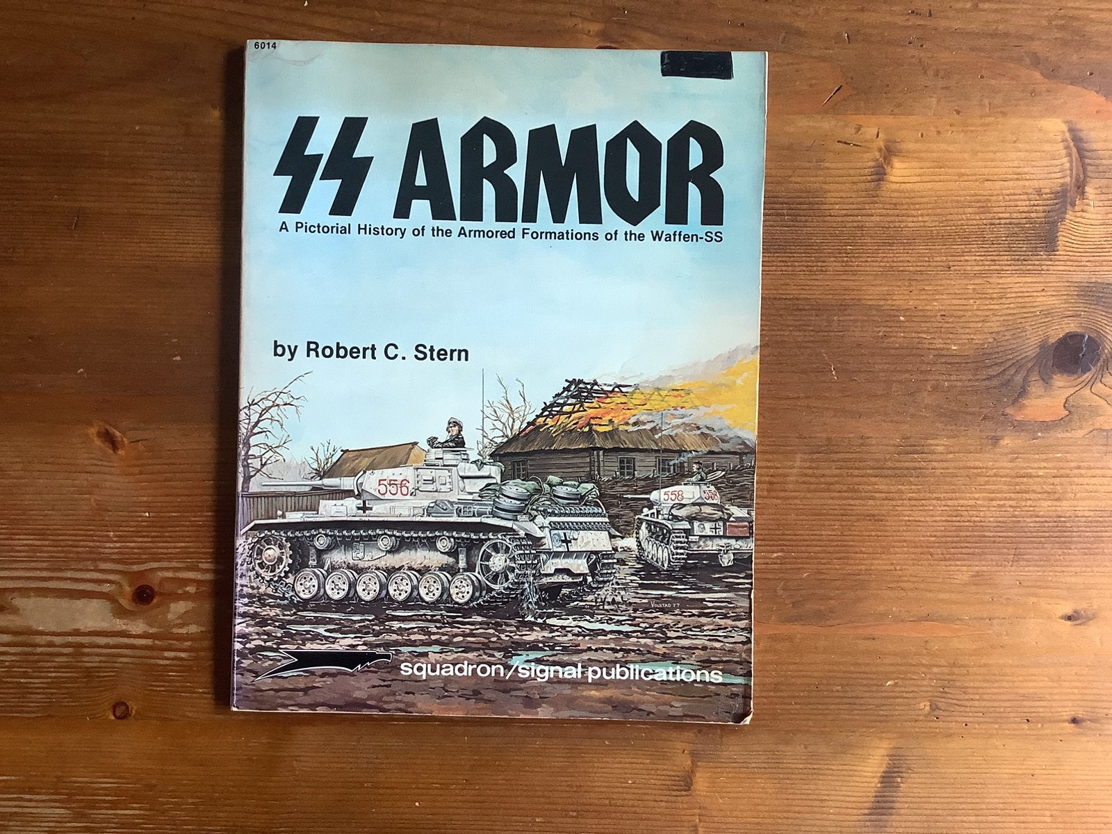 SS Armor :  A pictorial history of the Waffen-SS, Ophalen of Verzenden, Tweede Wereldoorlog, Zo goed als nieuw, Landmacht