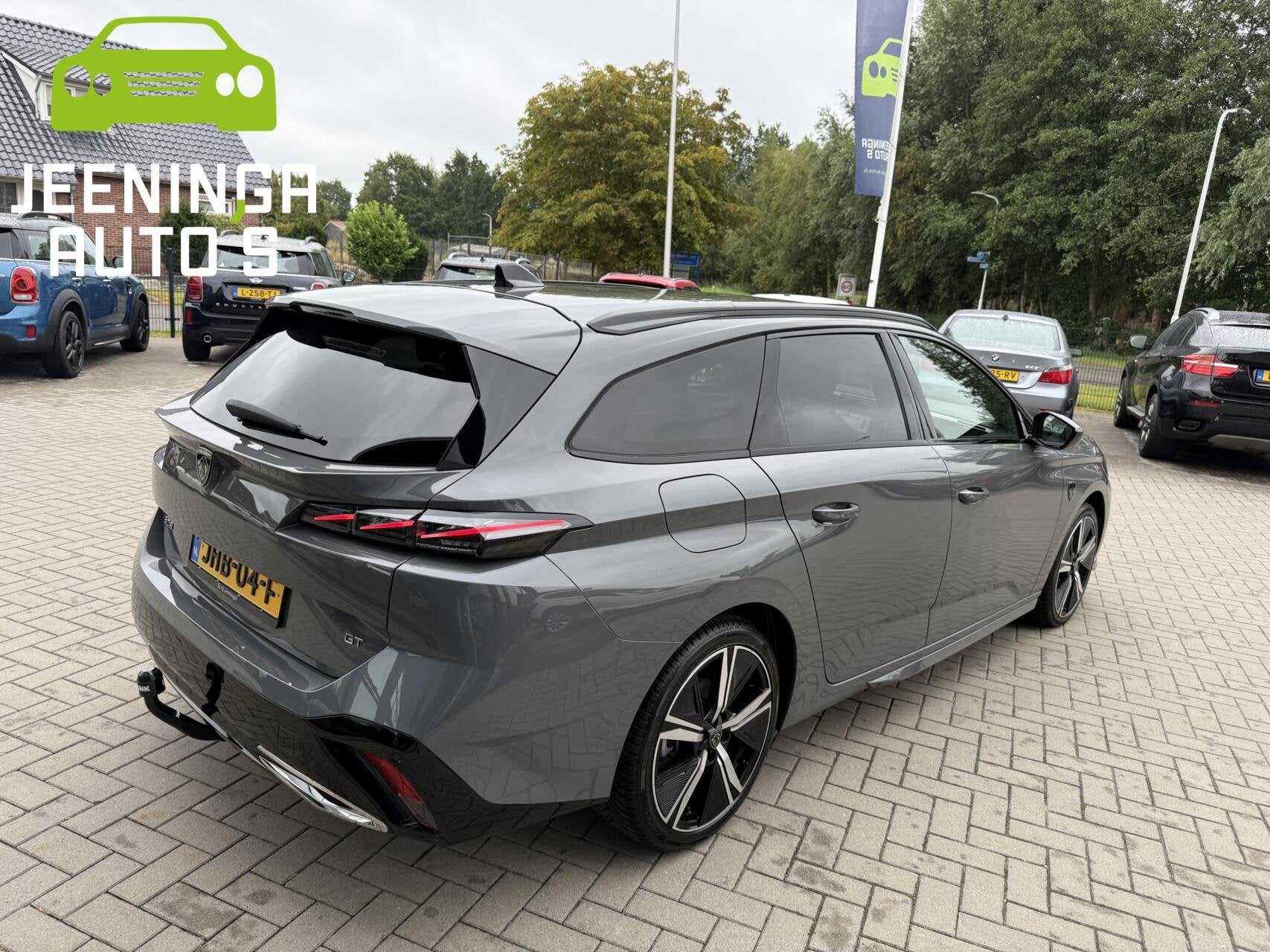 Peugeot 308 SW 1.2 PureTech GT |360Camera|Trekhaak, Gebruikt, 1199 cc, Leder en Stof, 3 cilinders