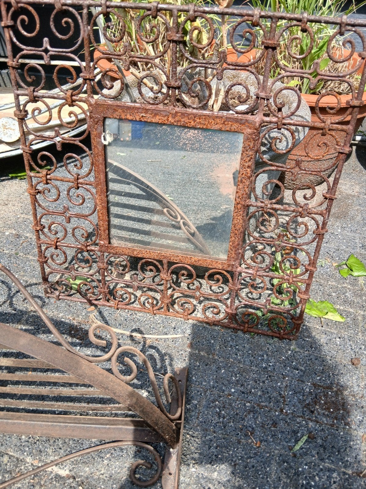 Decoratief Roestig IJzeren Raamwerk met Spiegel, Ophalen of Verzenden