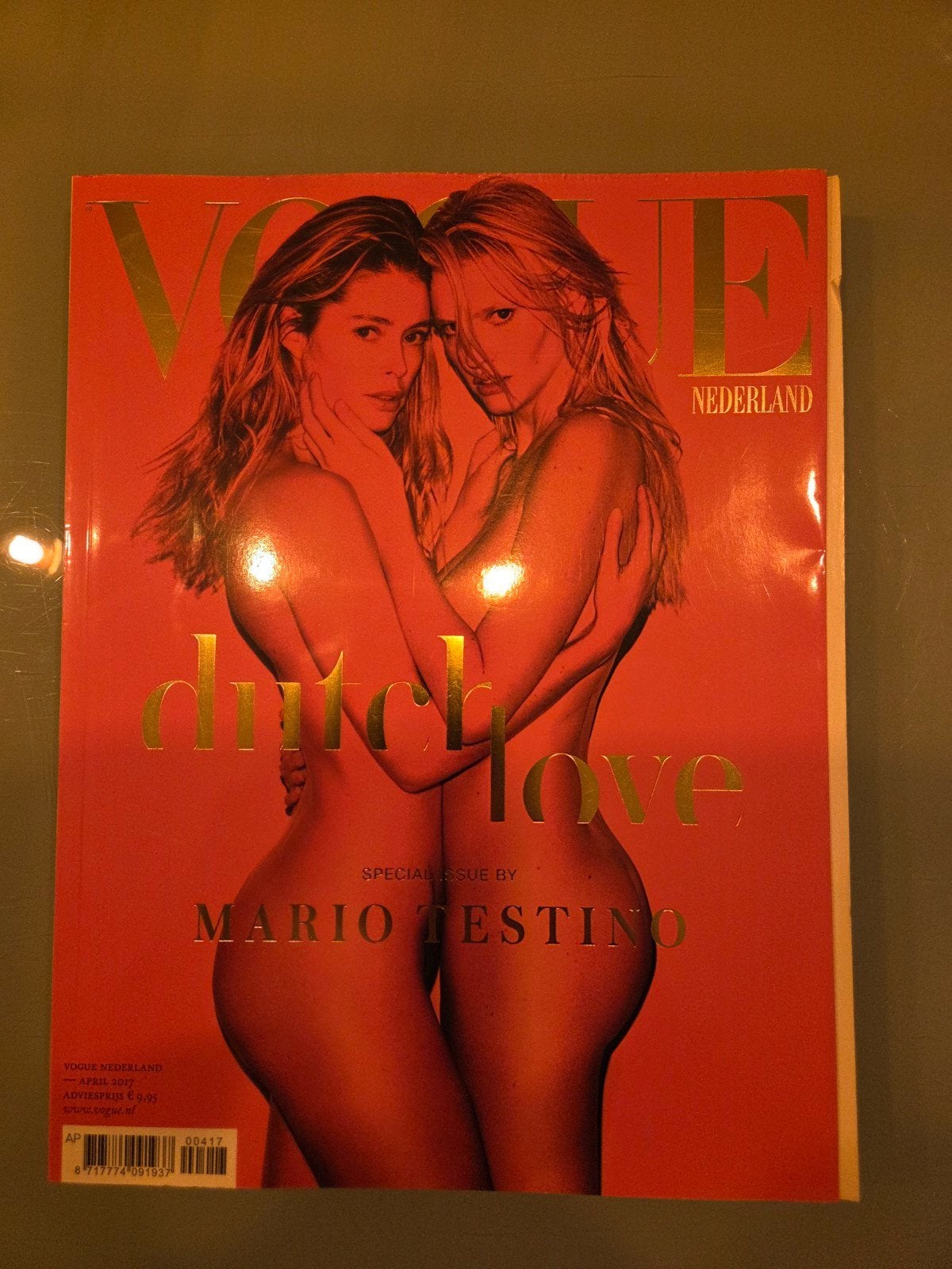 Vogue Nederland Mario Testino editie, Boeken, Ophalen of Verzenden, Zo goed als nieuw, Glossy
