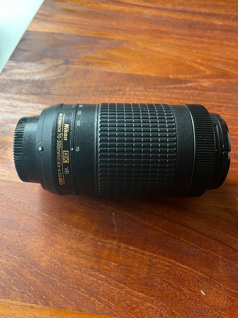 nikon 70-300mm f/4.5-6.3g dx vr af-p, Nikon, Telelens, Zo goed als nieuw, 300 mm