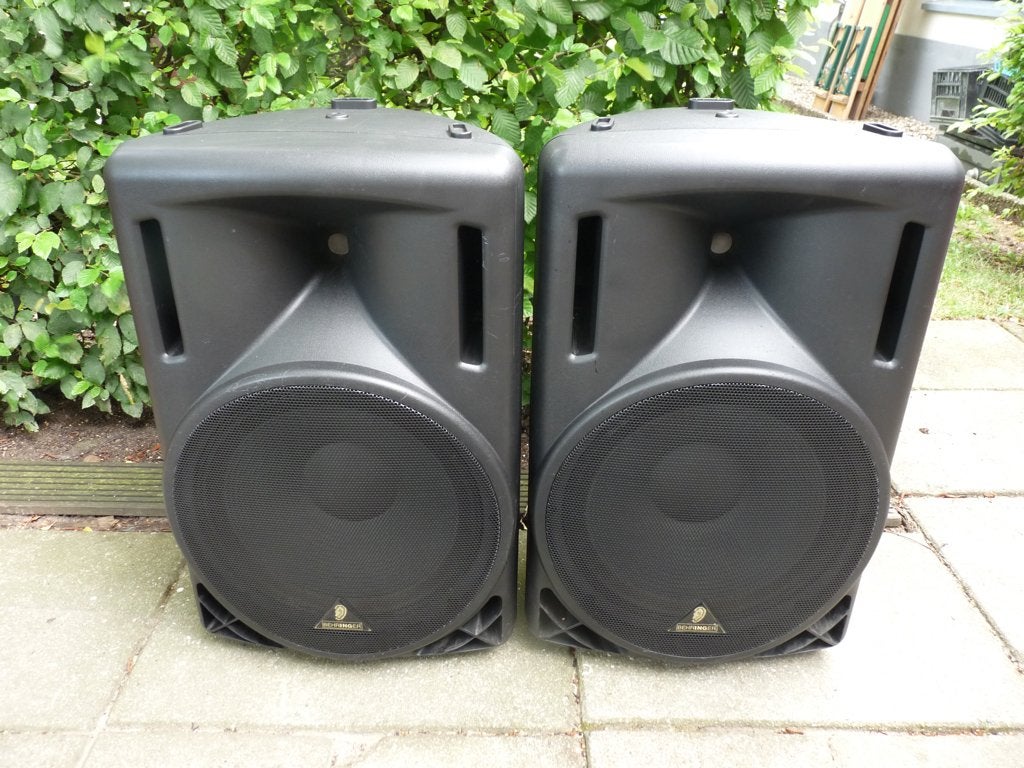 Behringer B215A B215 actieve speakers mengpaneel statieven, Ophalen, Zo goed als nieuw, 500 tot 1000 watt, P.A.